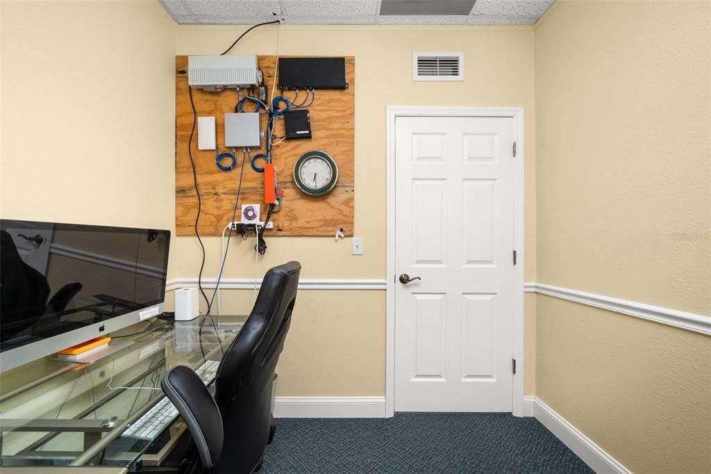 待售: $189,900 (0 贝兹, 0 浴室, 1298 平方英尺)