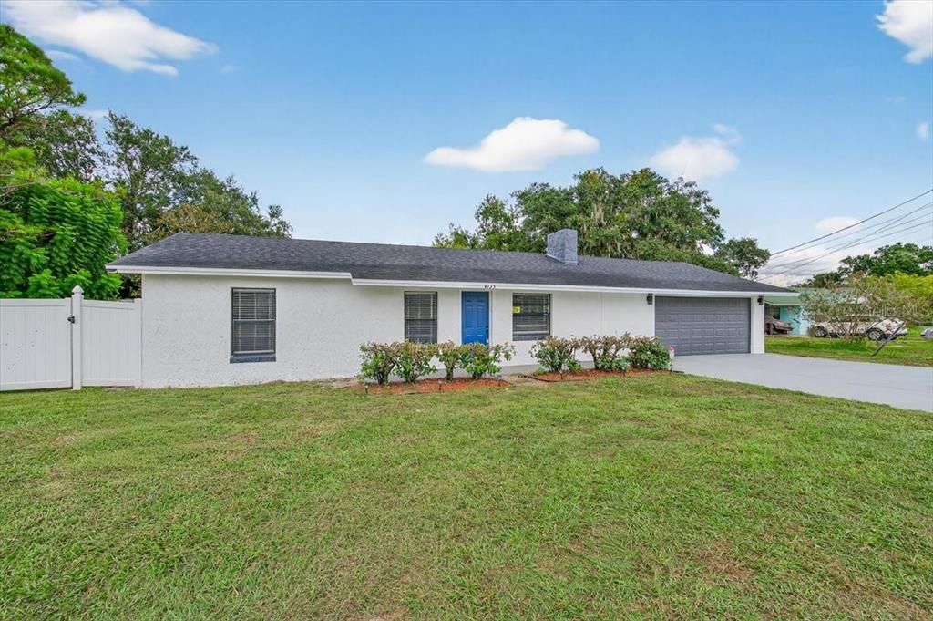 For Sale: $399,900 (4 beds, 2 baths, 2506 Square Feet)