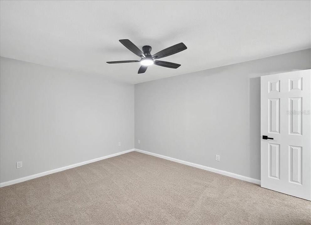 For Sale: $399,900 (4 beds, 2 baths, 2506 Square Feet)