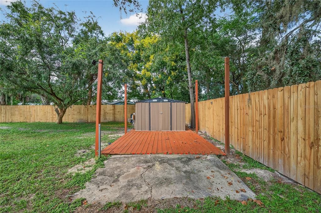 For Sale: $399,900 (4 beds, 2 baths, 2506 Square Feet)