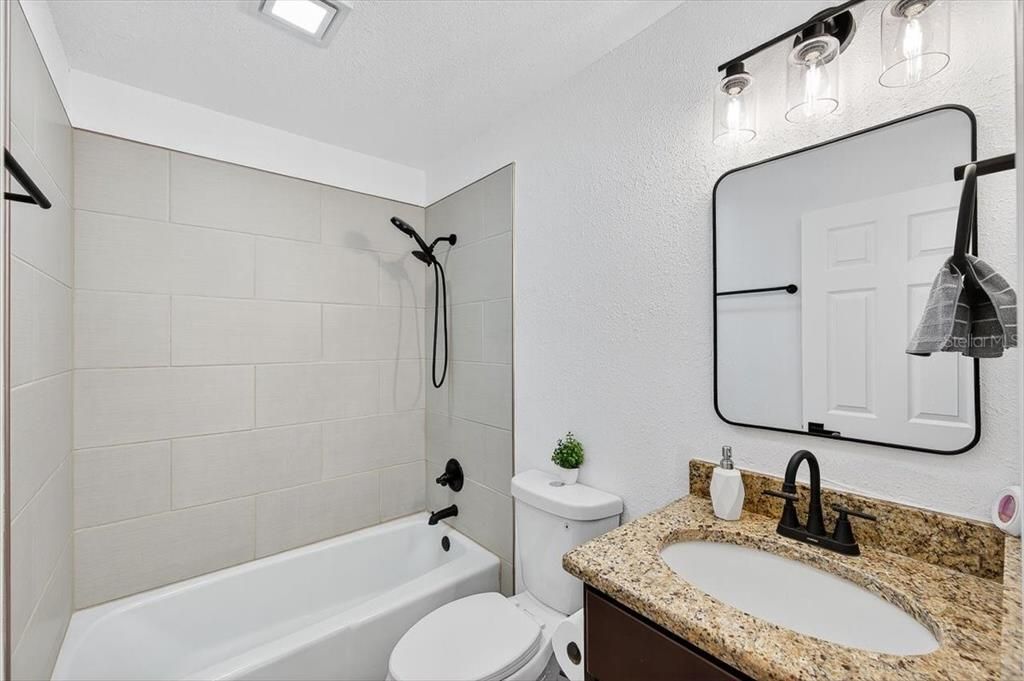 For Sale: $399,900 (4 beds, 2 baths, 2506 Square Feet)