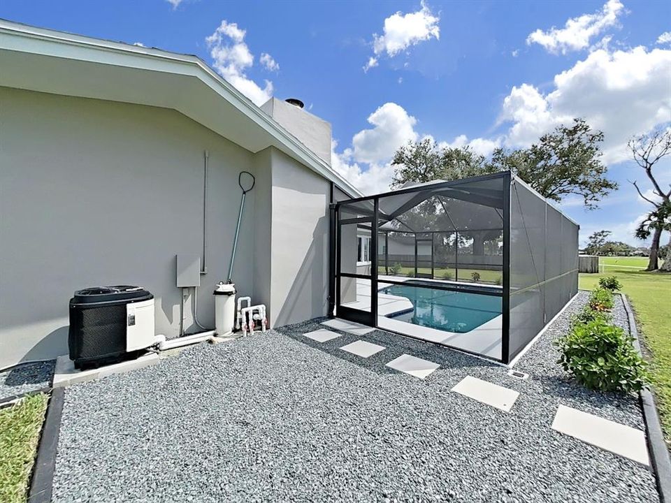 Activo con contrato: $849,000 (3 camas, 2 baños, 2555 Pies cuadrados)