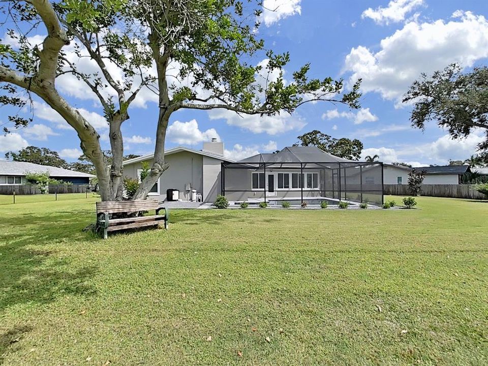 Activo con contrato: $849,000 (3 camas, 2 baños, 2555 Pies cuadrados)