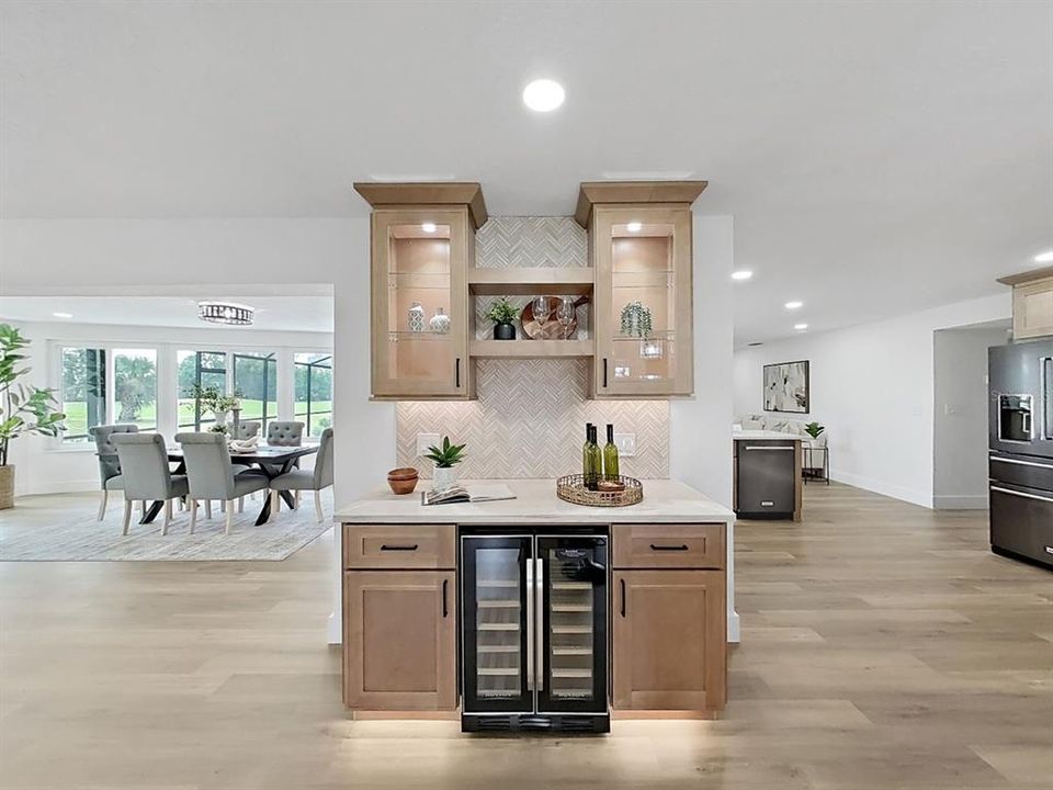 Activo con contrato: $849,000 (3 camas, 2 baños, 2555 Pies cuadrados)