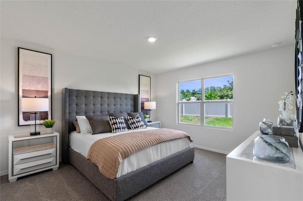 Active With Contract: $305,490 (3 beds, 2 baths, 1672 Square Feet)