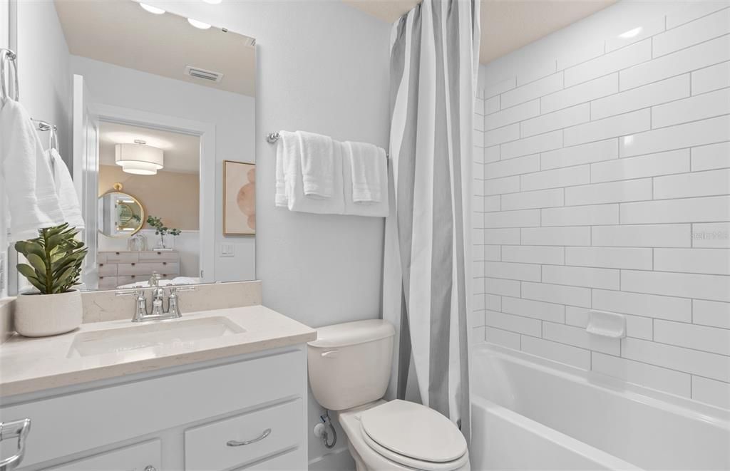 合同活跃: $499,470 (4 贝兹, 3 浴室, 2894 平方英尺)