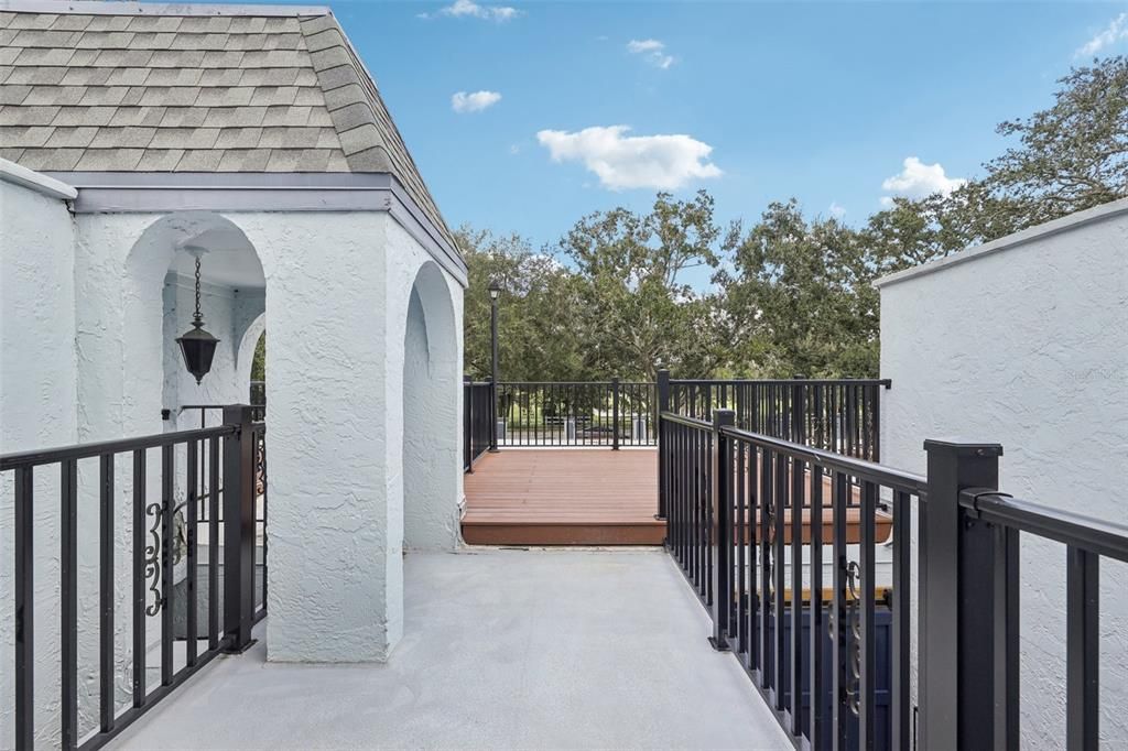 Active With Contract: $220,000 (2 beds, 2 baths, 1536 Square Feet)