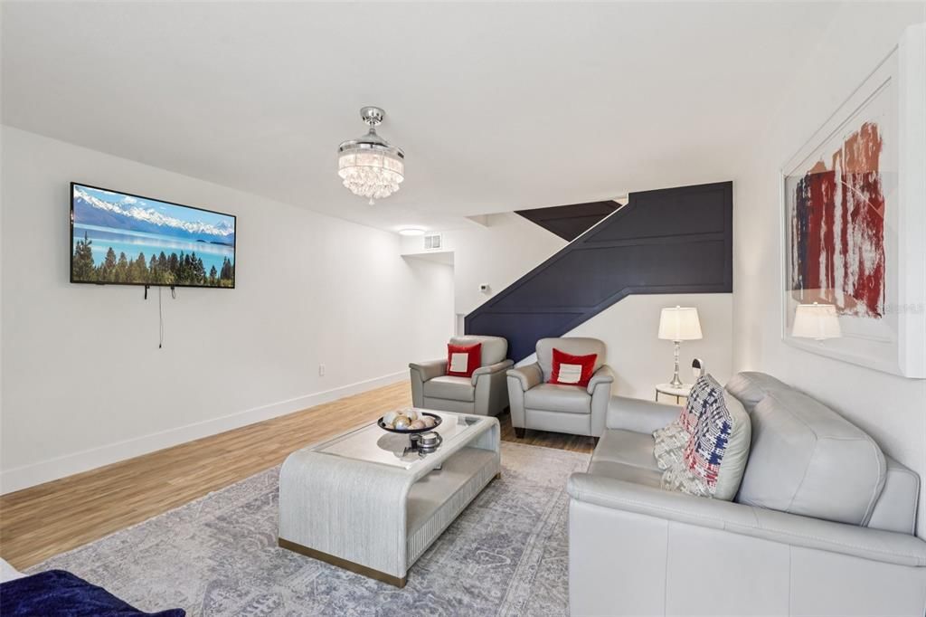 Active With Contract: $220,000 (2 beds, 2 baths, 1536 Square Feet)