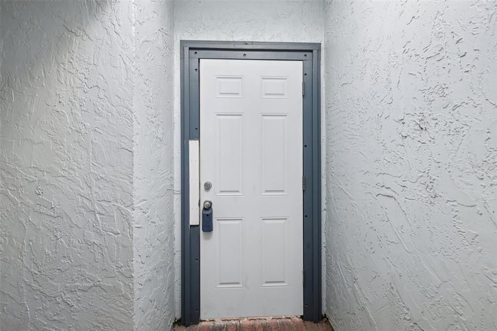 Active With Contract: $220,000 (2 beds, 2 baths, 1536 Square Feet)