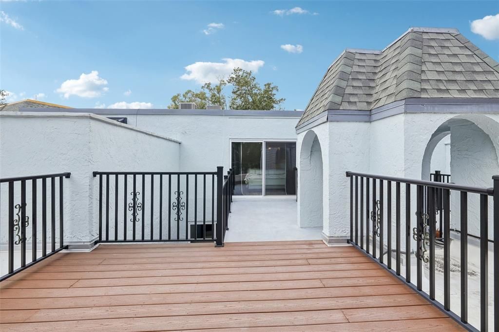 Active With Contract: $220,000 (2 beds, 2 baths, 1536 Square Feet)