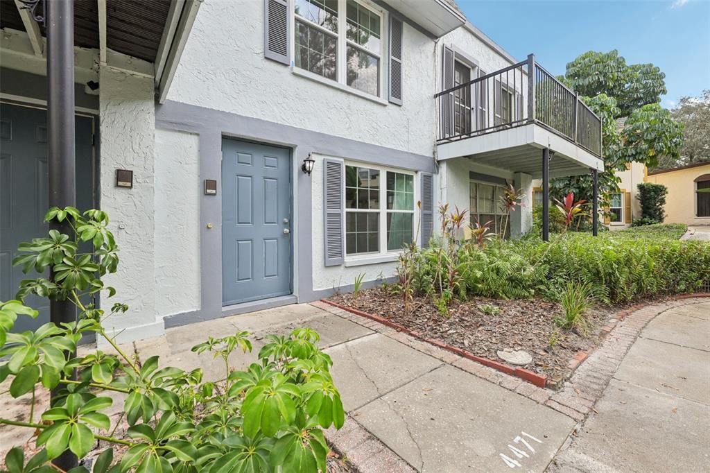 Active With Contract: $220,000 (2 beds, 2 baths, 1536 Square Feet)