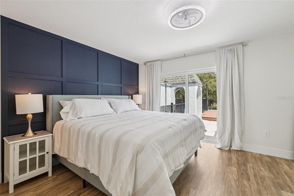 Active With Contract: $220,000 (2 beds, 2 baths, 1536 Square Feet)