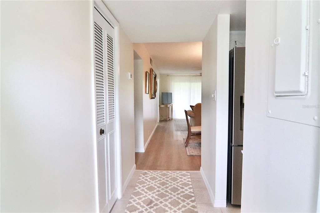 For Sale: $139,900 (3 beds, 2 baths, 1114 Square Feet)