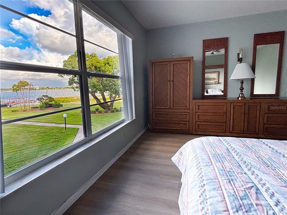 For Sale: $139,900 (3 beds, 2 baths, 1114 Square Feet)