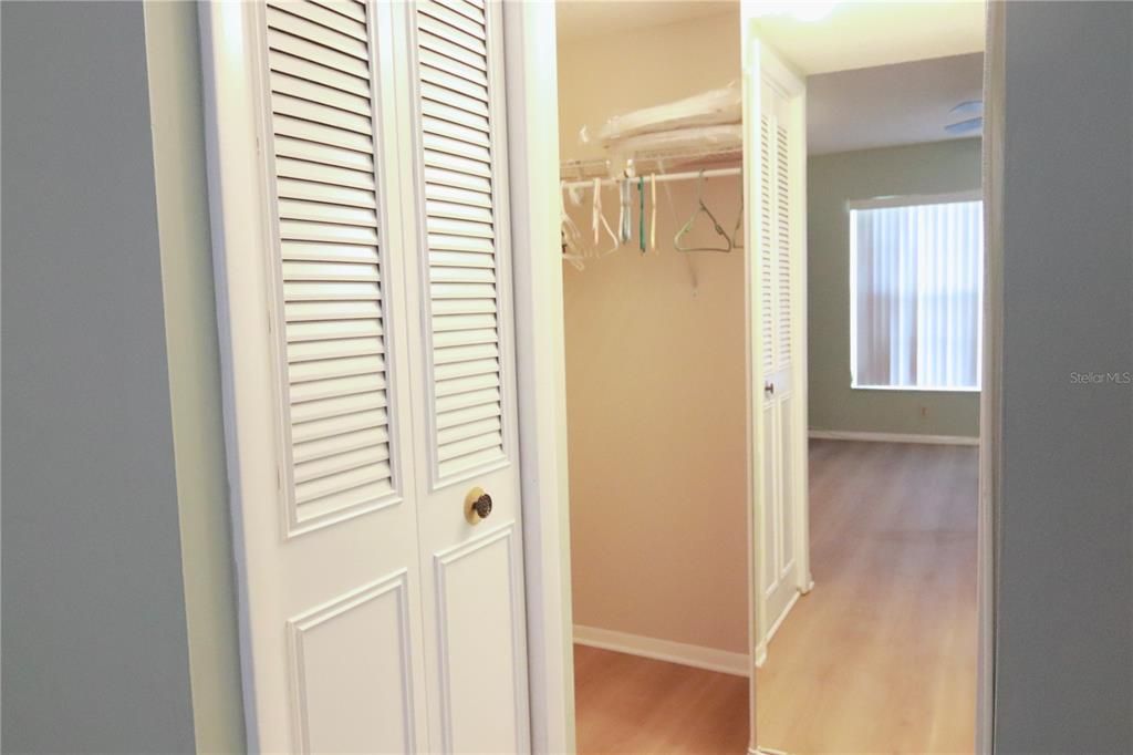 For Sale: $139,900 (3 beds, 2 baths, 1114 Square Feet)