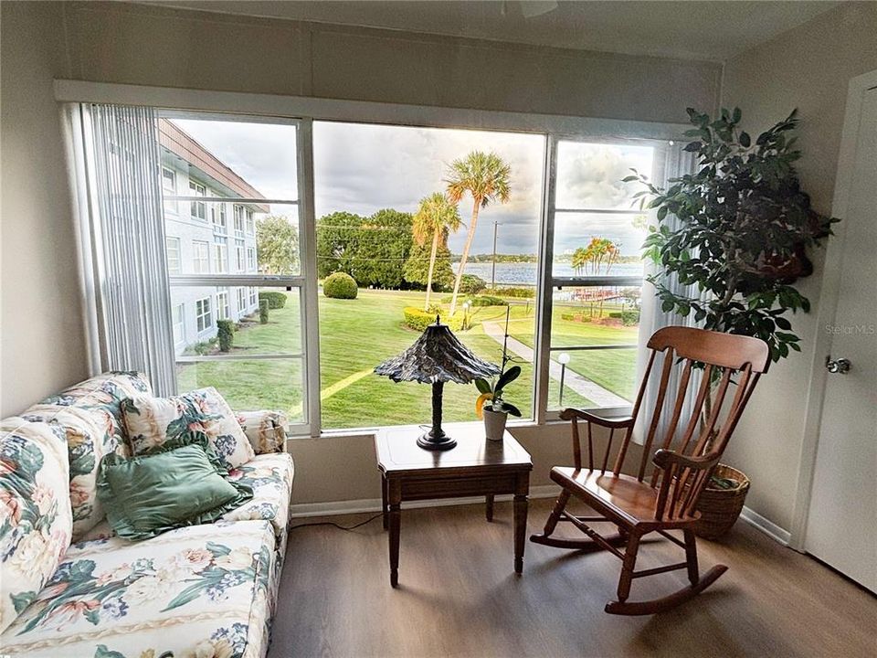 For Sale: $139,900 (3 beds, 2 baths, 1114 Square Feet)