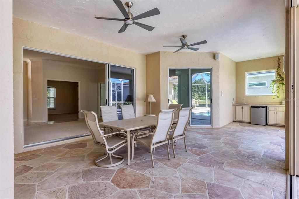 Active With Contract: $825,000 (4 beds, 3 baths, 2794 Square Feet)