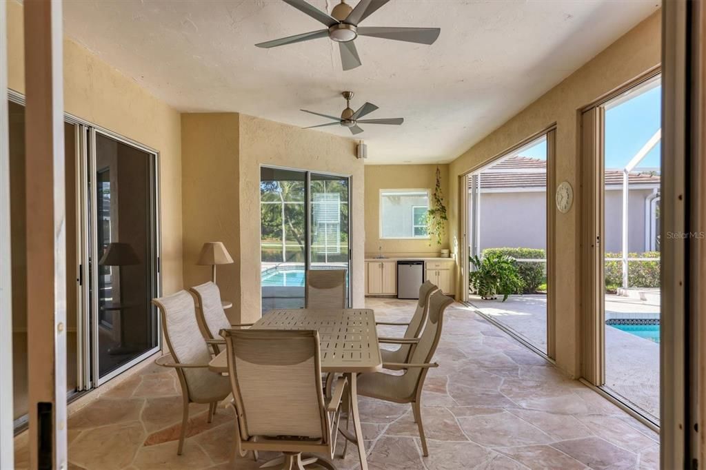 Active With Contract: $825,000 (4 beds, 3 baths, 2794 Square Feet)