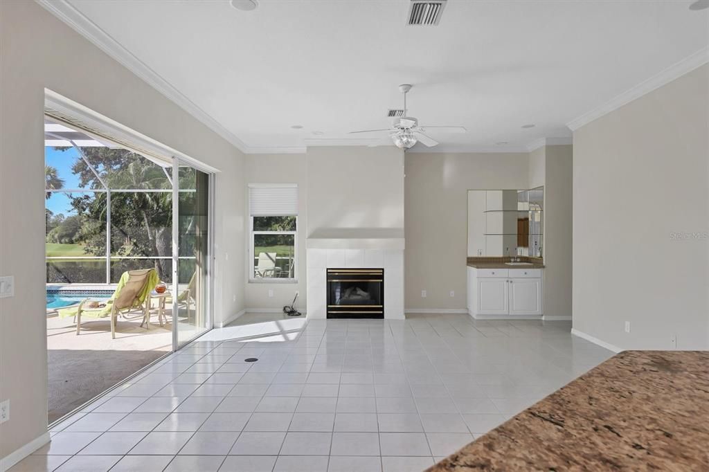 Active With Contract: $825,000 (4 beds, 3 baths, 2794 Square Feet)