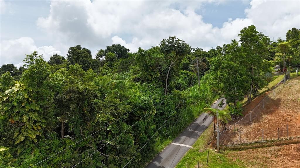 На продажу: $75,000 (0.70 acres)