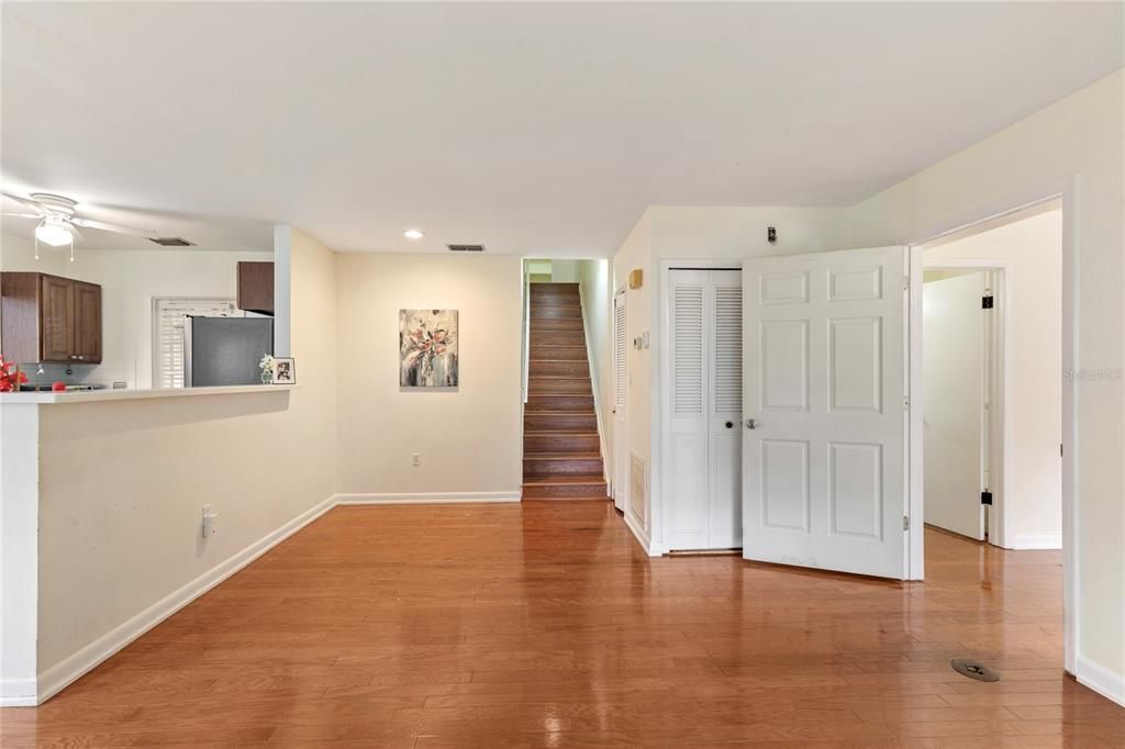 En Venta: $185,000 (3 camas, 2 baños, 1272 Pies cuadrados)