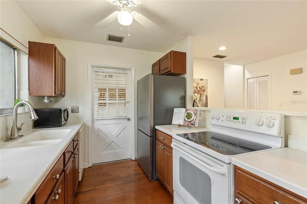 En Venta: $185,000 (3 camas, 2 baños, 1272 Pies cuadrados)