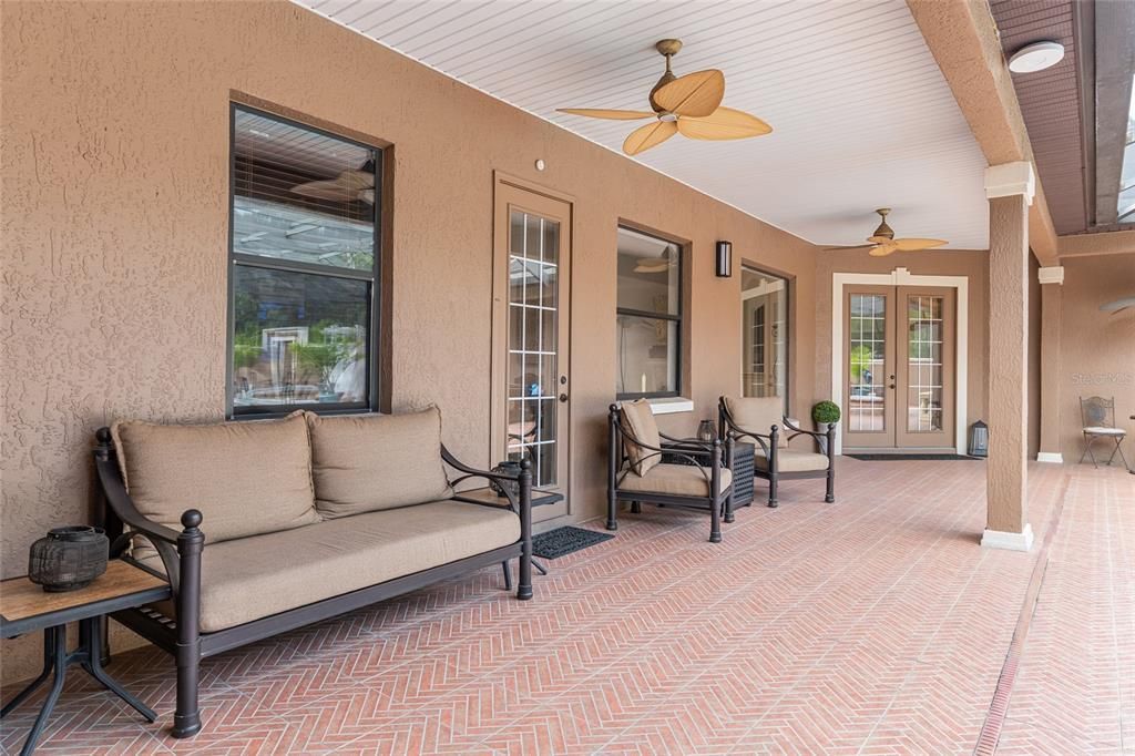 En Venta: $1,300,000 (4 camas, 4 baños, 3828 Pies cuadrados)