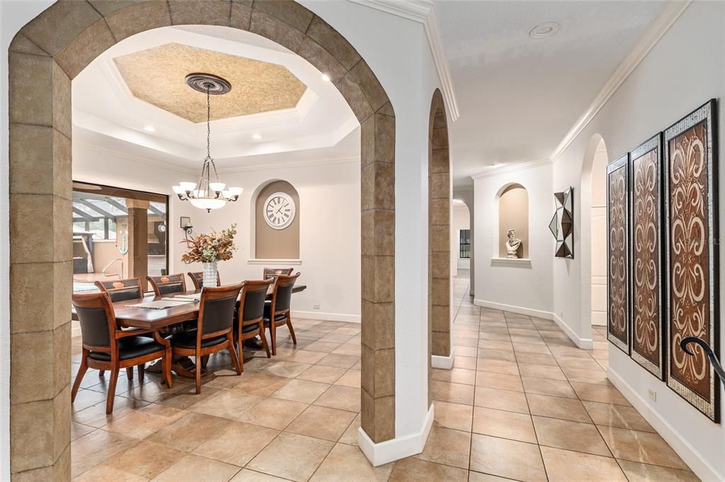 En Venta: $1,300,000 (4 camas, 4 baños, 3828 Pies cuadrados)