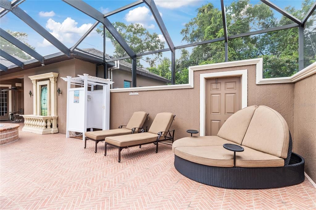 En Venta: $1,300,000 (4 camas, 4 baños, 3828 Pies cuadrados)