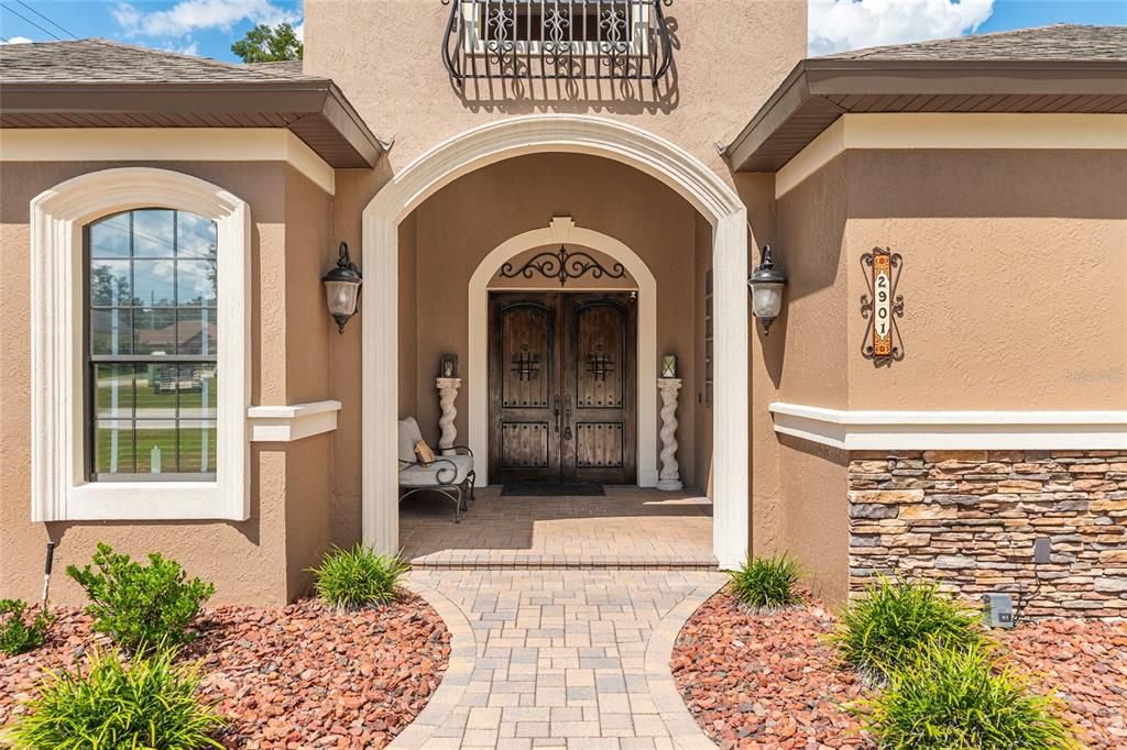 En Venta: $1,300,000 (4 camas, 4 baños, 3828 Pies cuadrados)