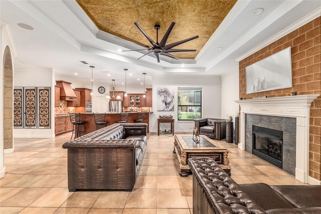 En Venta: $1,300,000 (4 camas, 4 baños, 3828 Pies cuadrados)