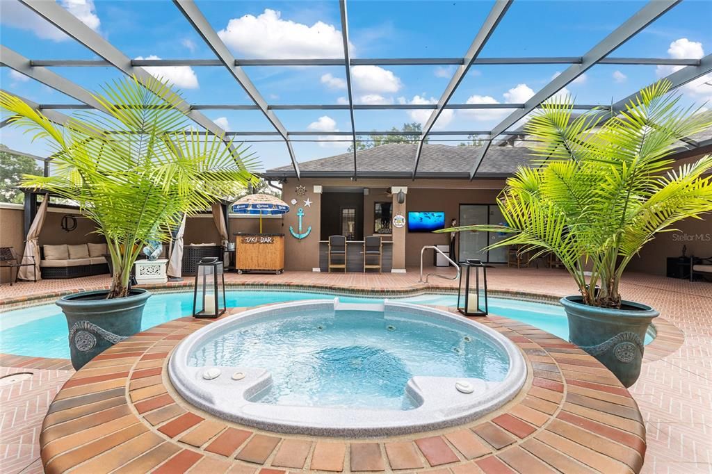 En Venta: $1,300,000 (4 camas, 4 baños, 3828 Pies cuadrados)