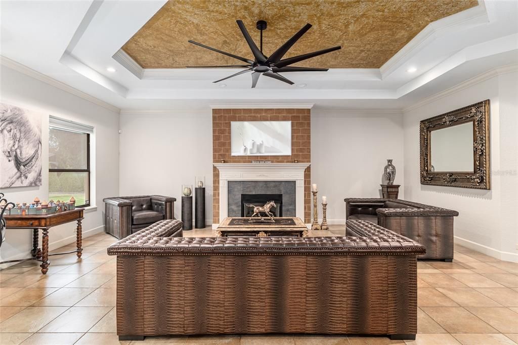 En Venta: $1,300,000 (4 camas, 4 baños, 3828 Pies cuadrados)