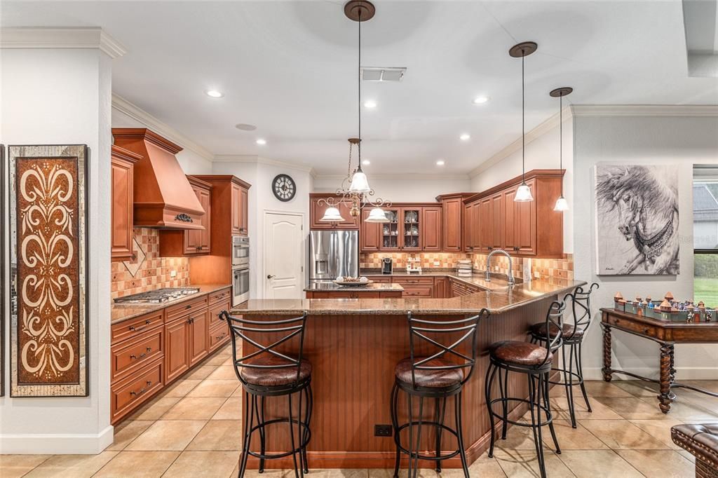 En Venta: $1,300,000 (4 camas, 4 baños, 3828 Pies cuadrados)