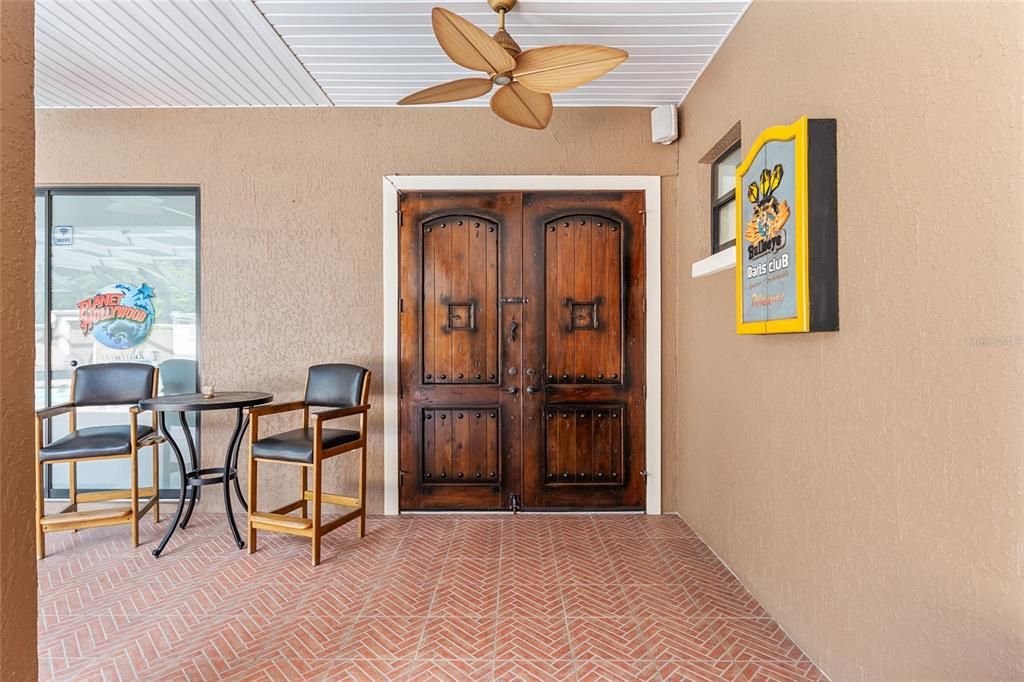 En Venta: $1,300,000 (4 camas, 4 baños, 3828 Pies cuadrados)