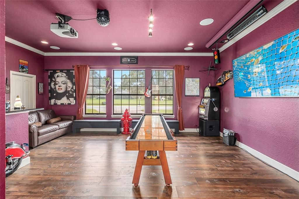 En Venta: $1,300,000 (4 camas, 4 baños, 3828 Pies cuadrados)