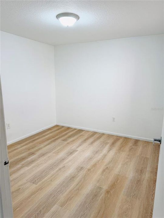 Activo con contrato: $279,000 (2 camas, 2 baños, 1075 Pies cuadrados)