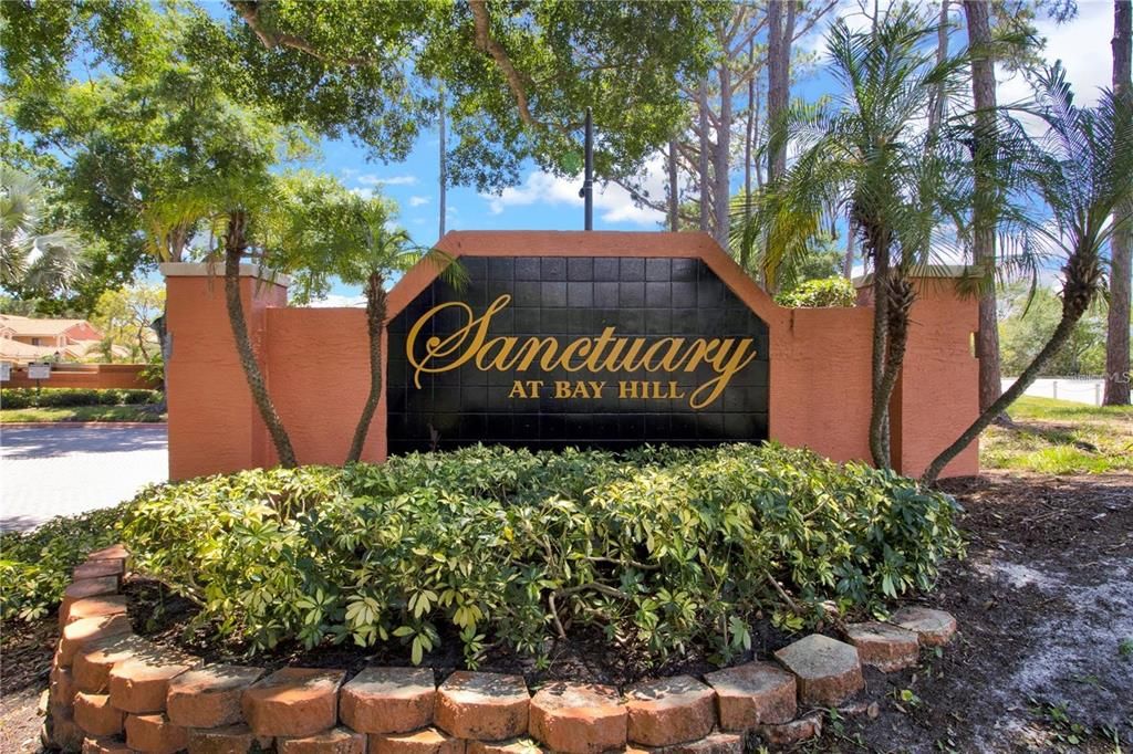 Activo con contrato: $279,000 (2 camas, 2 baños, 1075 Pies cuadrados)