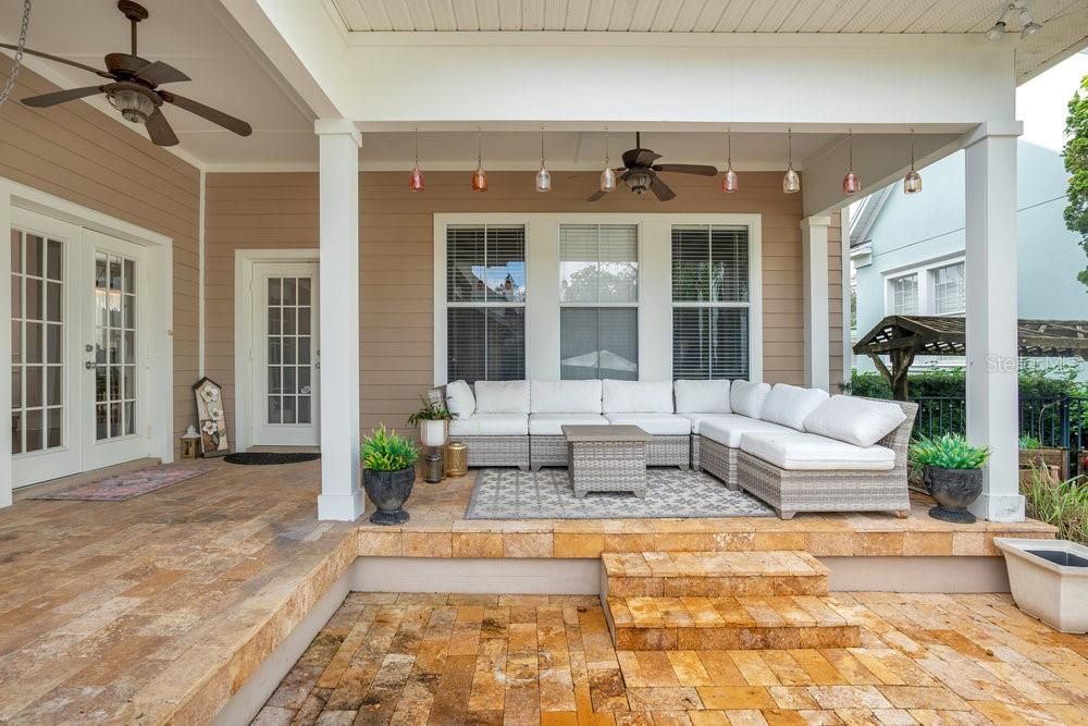 En Venta: $1,750,000 (4 camas, 3 baños, 3461 Pies cuadrados)