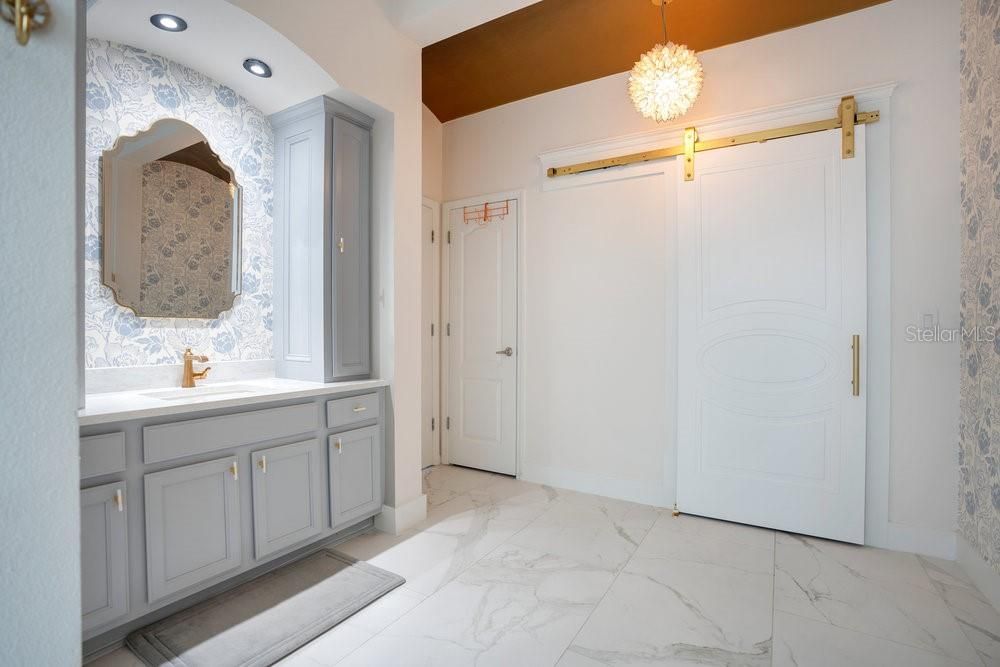 En Venta: $1,750,000 (4 camas, 3 baños, 3461 Pies cuadrados)