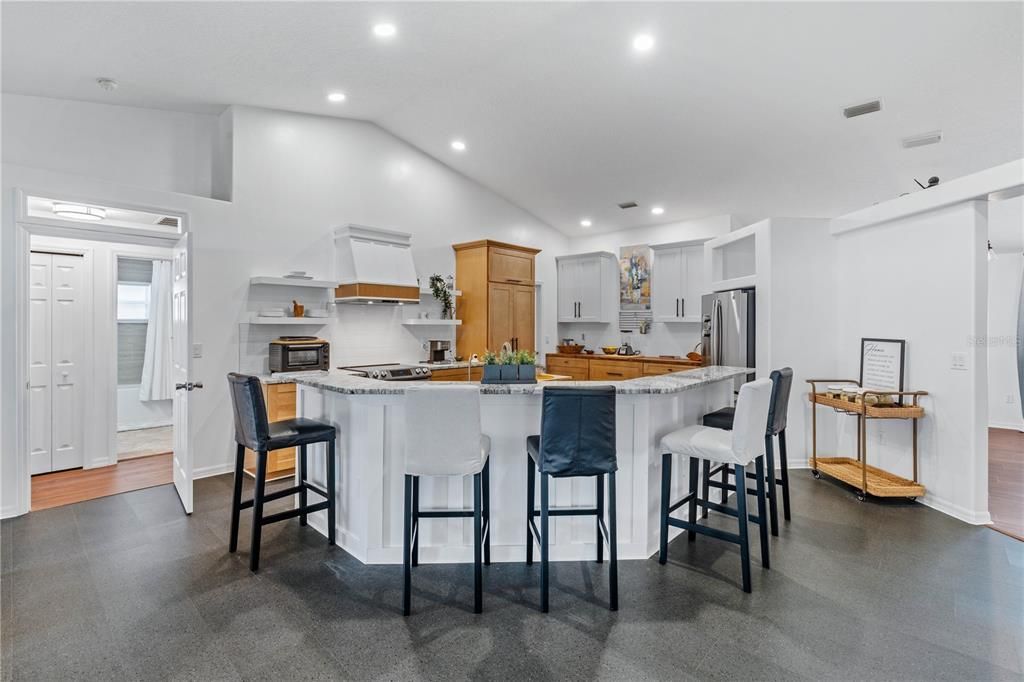 待售: $424,900 (3 贝兹, 3 浴室, 2475 平方英尺)