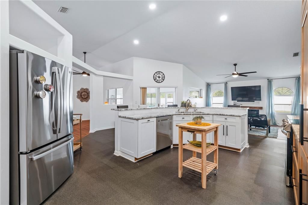 待售: $424,900 (3 贝兹, 3 浴室, 2475 平方英尺)