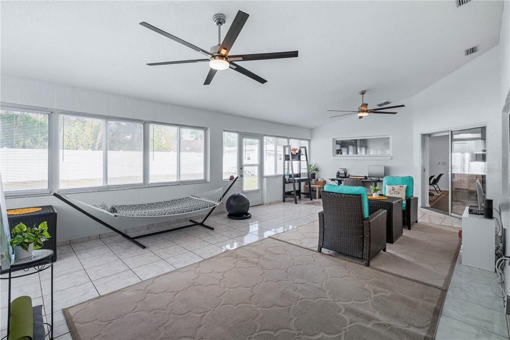 待售: $424,900 (3 贝兹, 3 浴室, 2475 平方英尺)