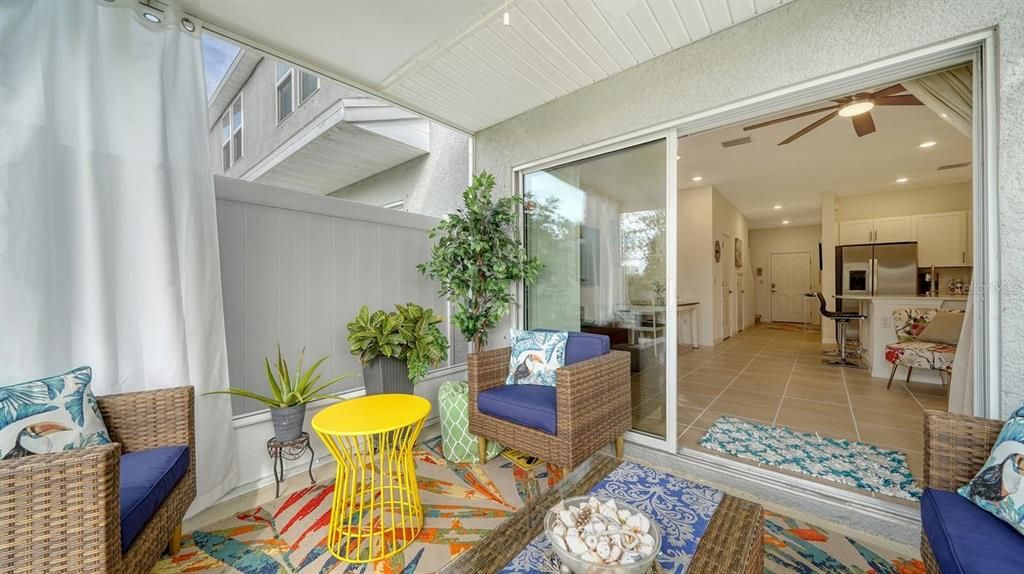 Active With Contract: $325,000 (3 beds, 2 baths, 1373 Square Feet)