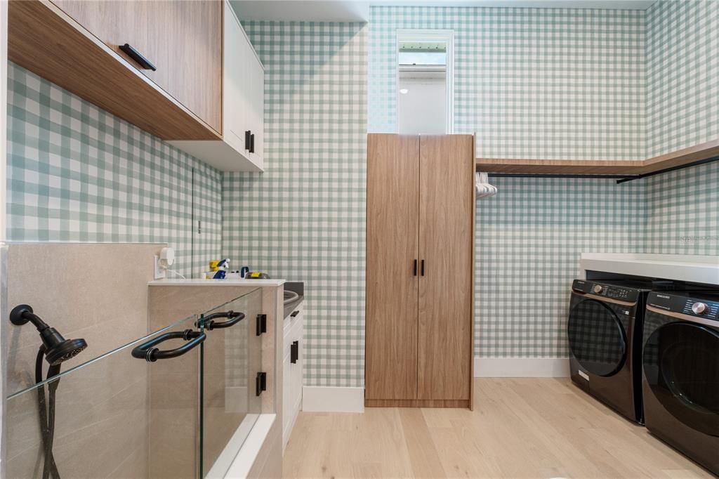 待售: $2,290,000 (4 贝兹, 4 浴室, 3916 平方英尺)