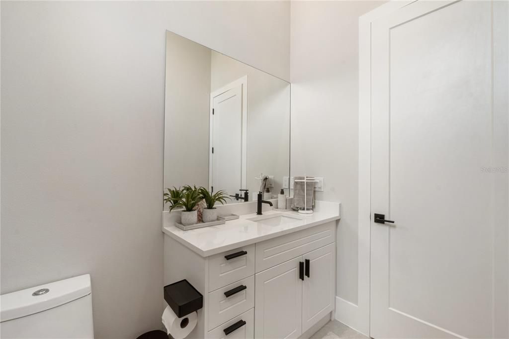 待售: $2,290,000 (4 贝兹, 4 浴室, 3916 平方英尺)