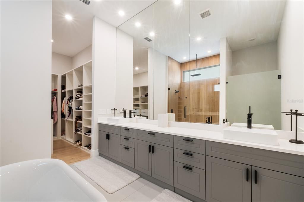 待售: $2,290,000 (4 贝兹, 4 浴室, 3916 平方英尺)