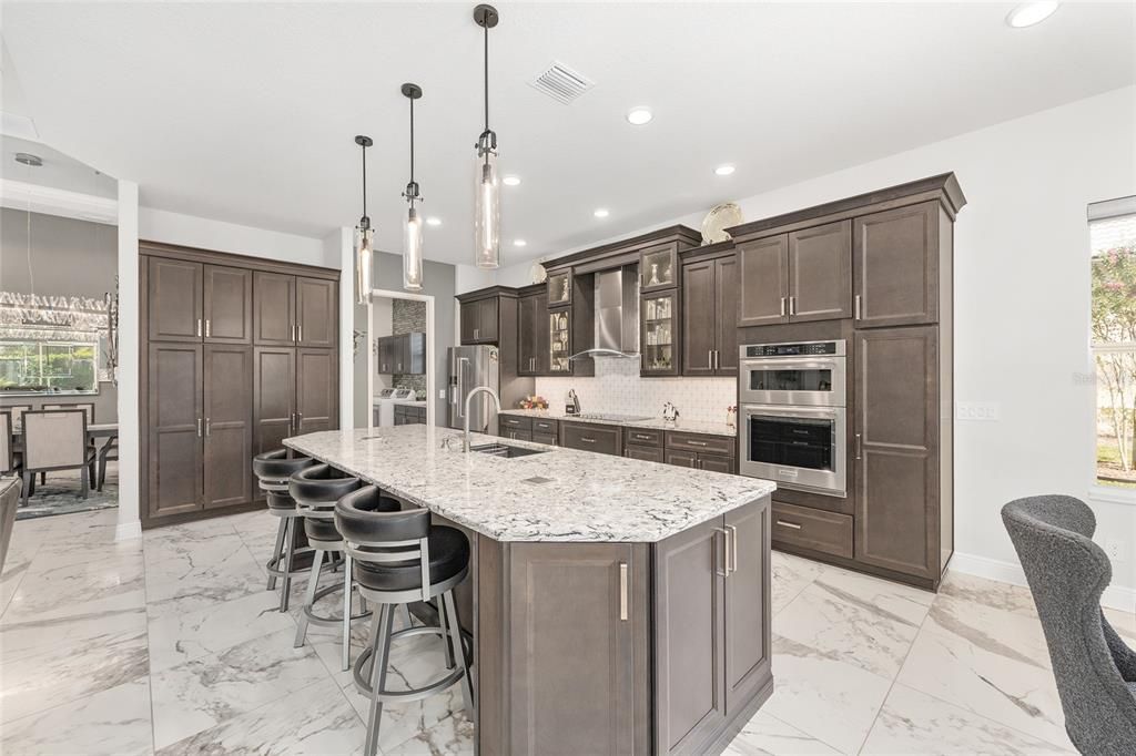 待售: $759,900 (3 贝兹, 2 浴室, 2492 平方英尺)