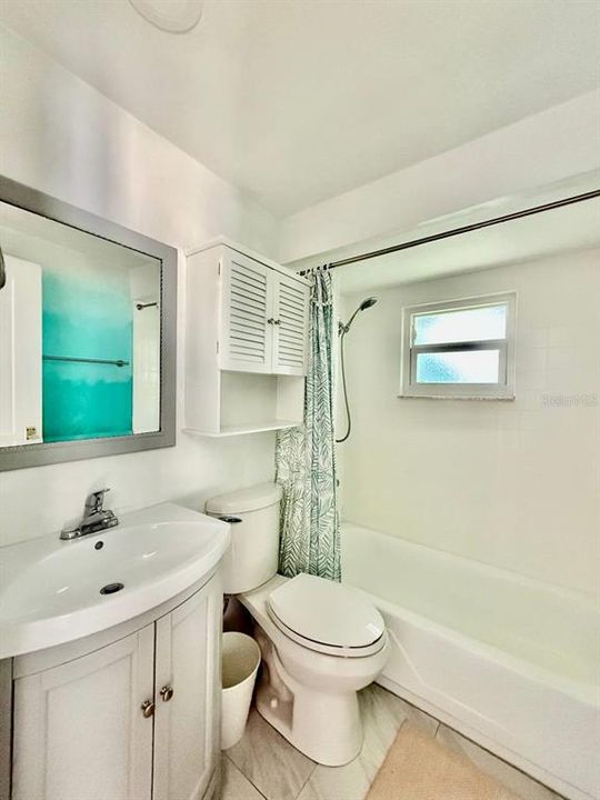 For Rent: $2,695 (3 beds, 2 baths, 1094 Square Feet)