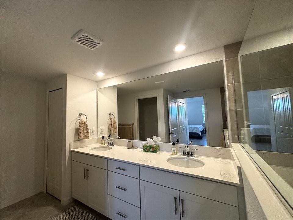 For Rent: $7,000 (3 beds, 2 baths, 1741 Square Feet)